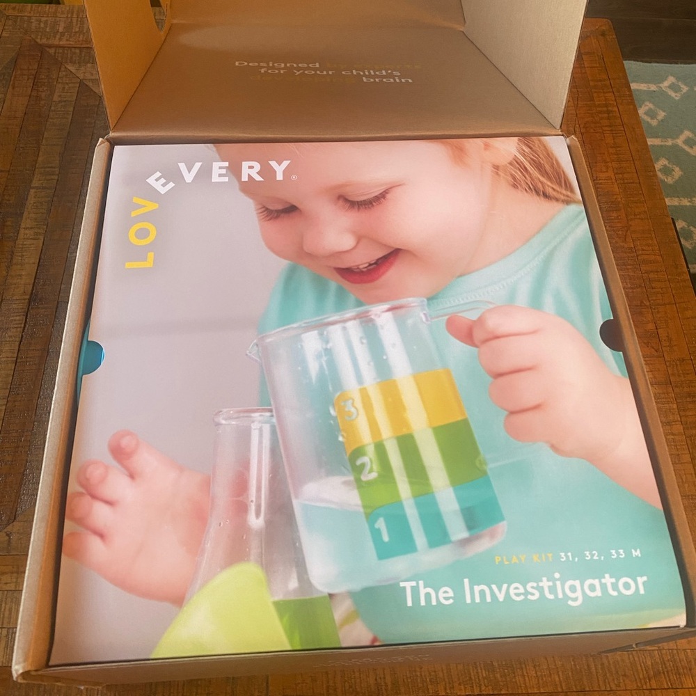 Lovevery The Investigator Playkit Months 31, 32, 33